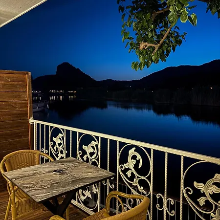 Aktas Butik Bed and Breakfast 3*