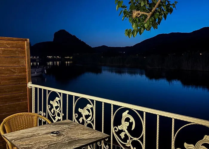 Aktas Butik Bed & Breakfast 3*