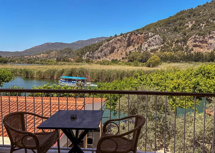 Aktas Butik Bed & Breakfast 3*